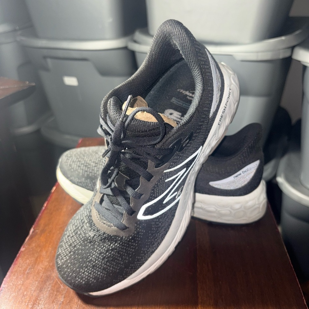 New Balance 880 W/FreshFoam Black, Gray & White Knit Running Sneakers(125)